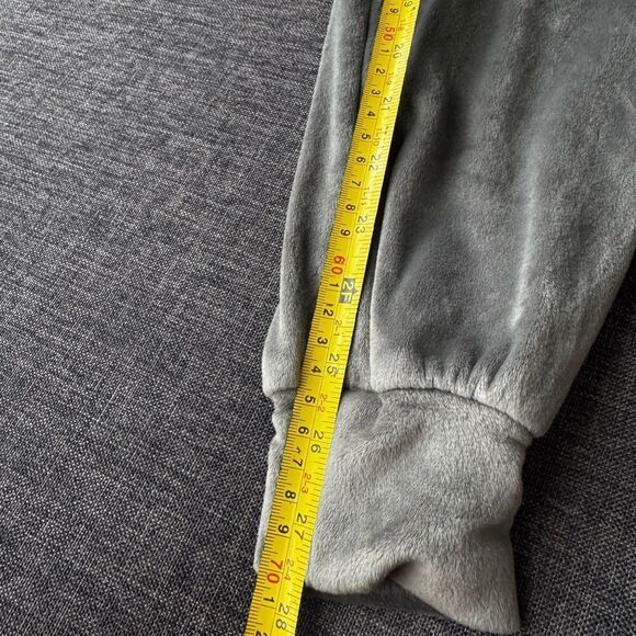 SKIMS Grey Velour Jogger Lounger Pants Size Medium - Picture 10 of 12
